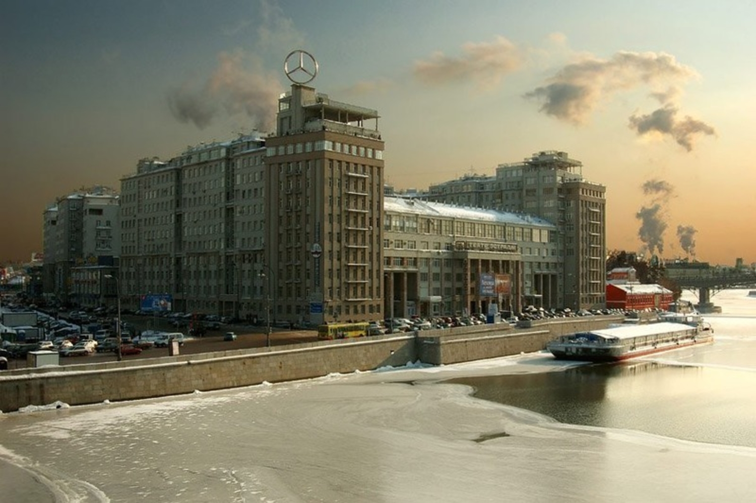 Дом на набережной в москве история жильцы фото